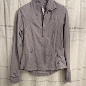 Lululemon women’s swiftly tech light purple Zip Jacket
